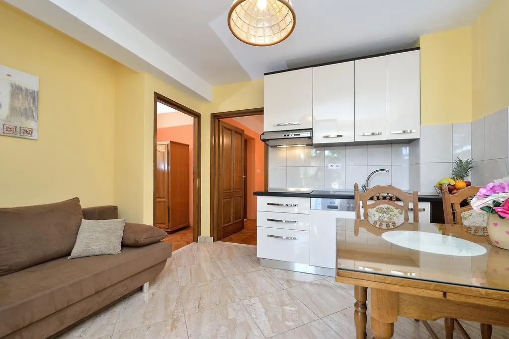 Villa Zdenka Pakoštane