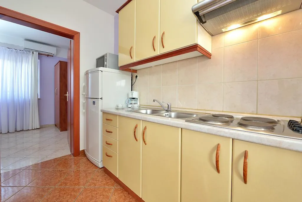 Villa Zdenka Pakoštane