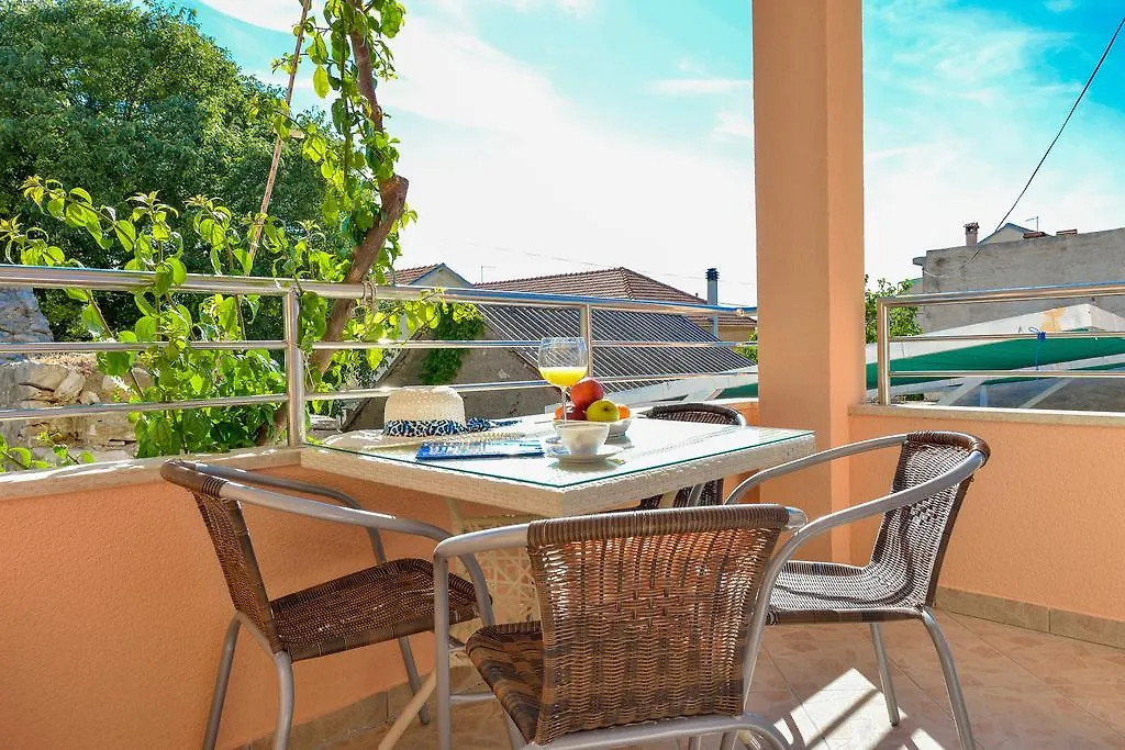 Villa Zdenka Pakostane Croatia
