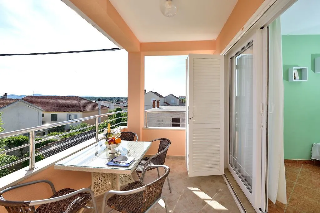 Apartment Villa Zdenka Pakostane